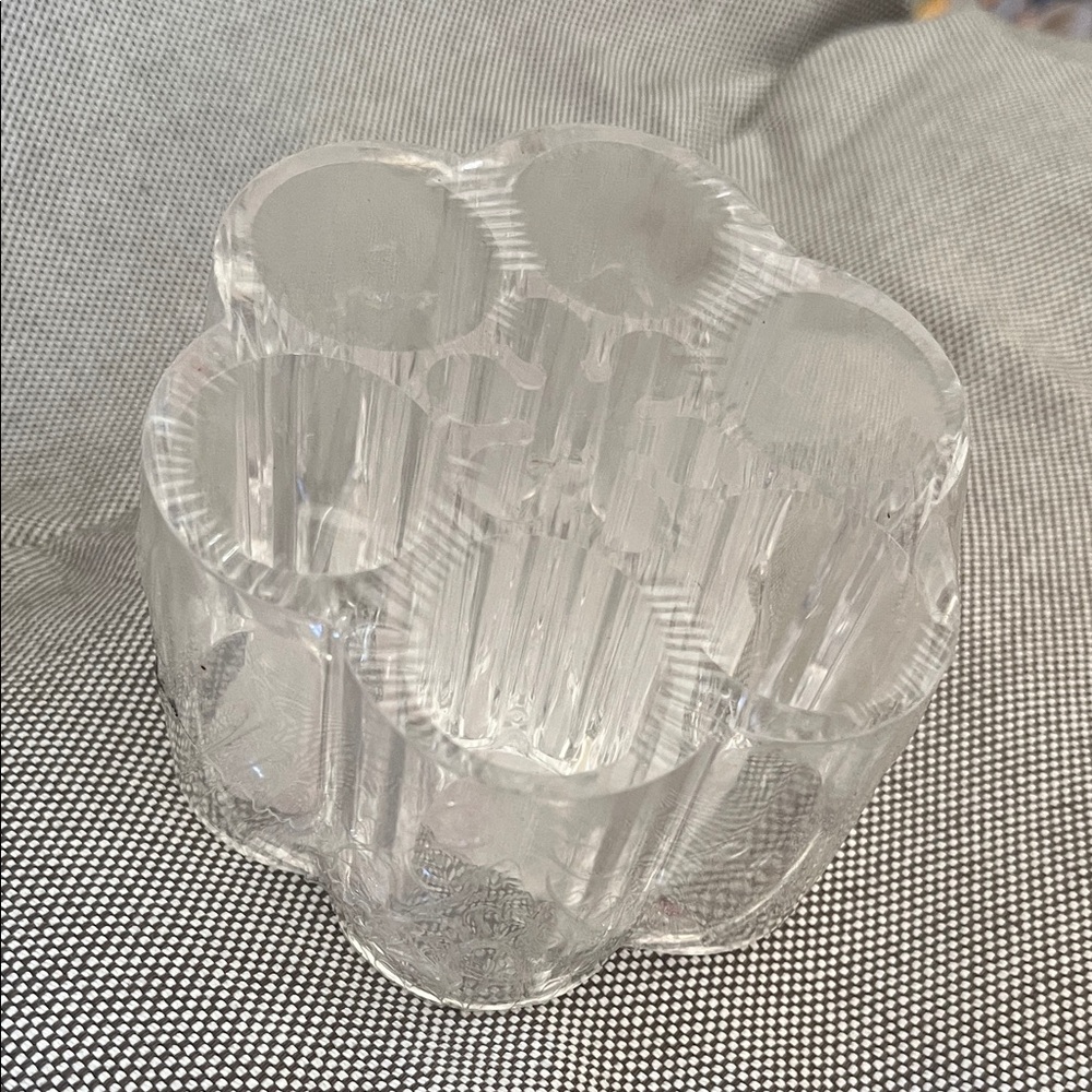 New Multi-Use Brush Organizer